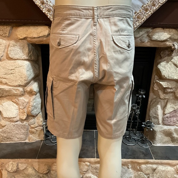 Levi’s shorts khaki W34 - Picture 4 of 15